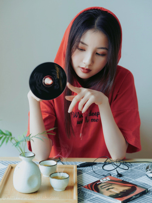 冠军选手出发入水角度数据曝光