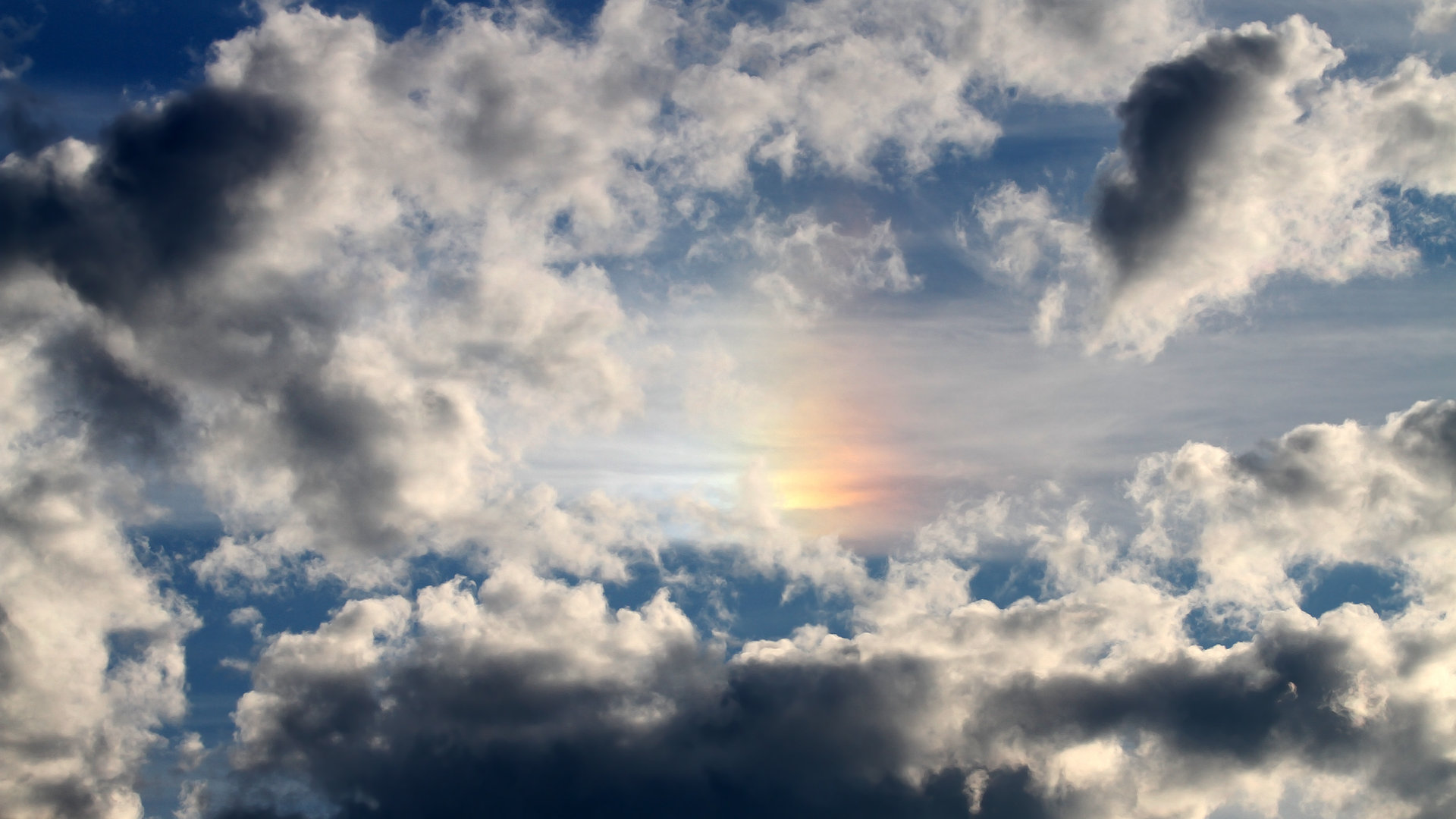 西甲争霸大战：攻防转换折射出极致智慧，西甲争冠分析