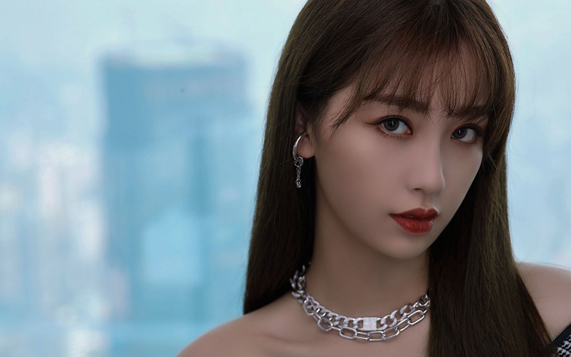 赛季中段阵容轮换加快主力保持状态替补积累实战经验，季后赛轮换